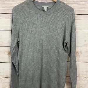 Women’s H&M crew neck grey sweater